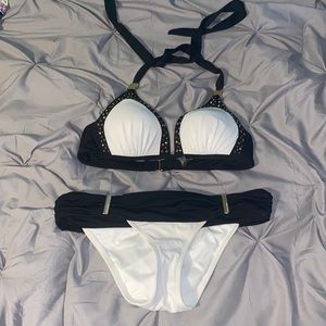 Victoria’s Secret sexy bikini